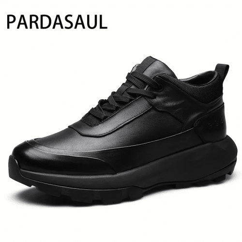 a black shoe with a white background pardasaul