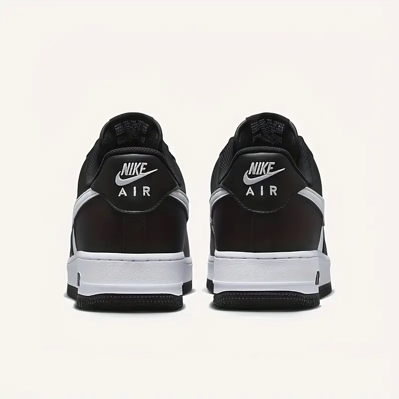 Nike Air Force 1 (Panda)