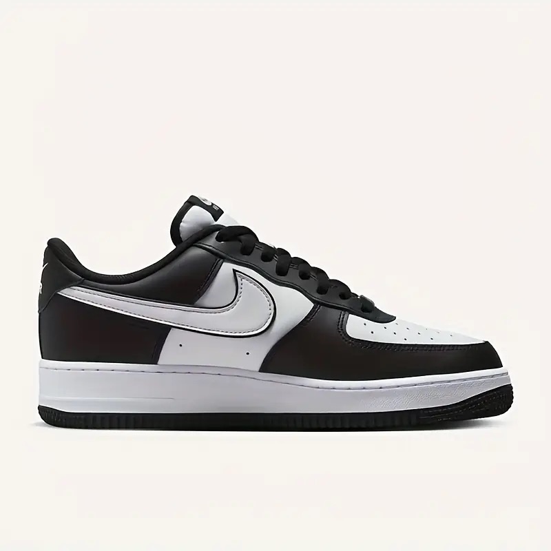 Nike Air Force 1 (Panda)