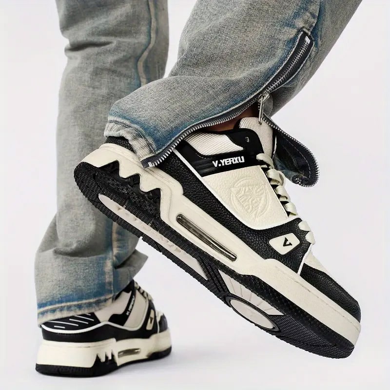 WhiteStride All-Season Sneakers