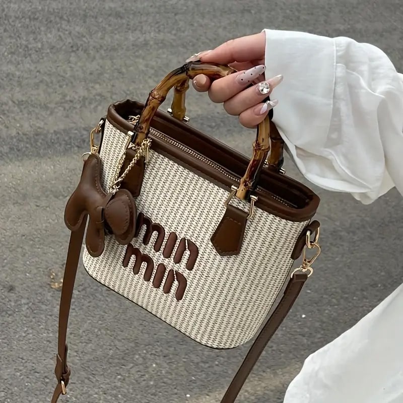 Women’s Minimalist Shoulder Bag