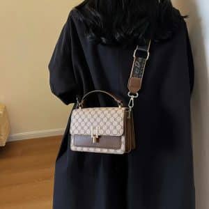 Stylish shoulder bag
