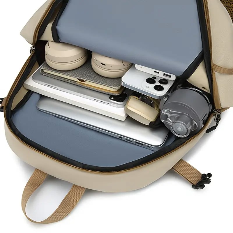 Large capacity hiking backpack