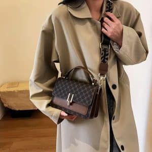 Stylish shoulder bag